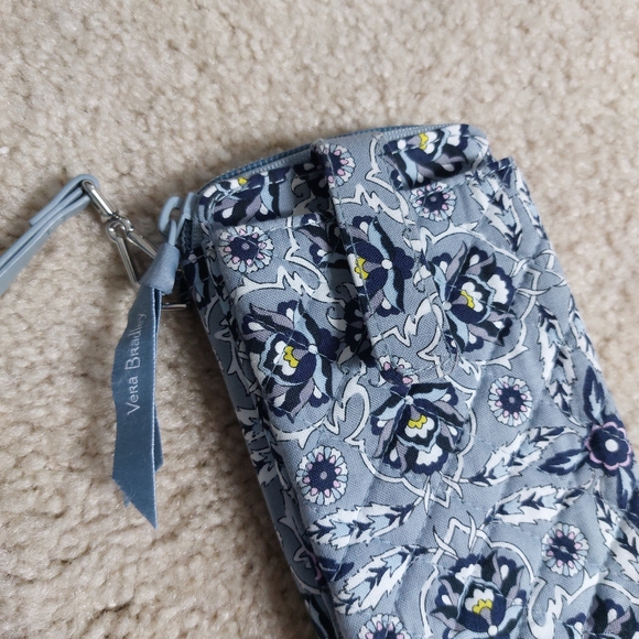 Vera Bradley Blue Floral Wristlet Wallet - Picture 2 of 4